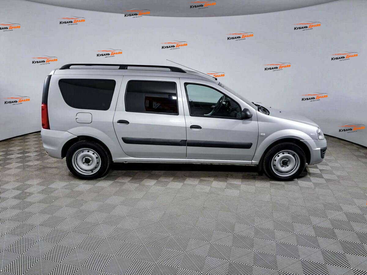 Lada (ВАЗ) Largus 2019 года с пробегом. Фото: #3