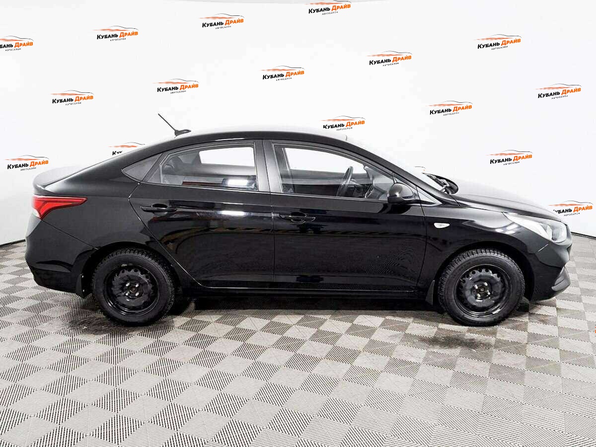 Hyundai Solaris 2018 года с пробегом. Фото: #3