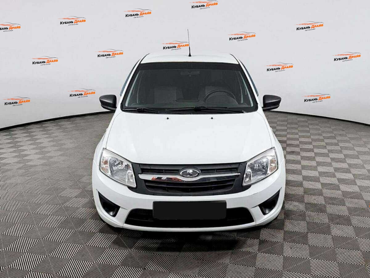 Lada (ВАЗ) Granta 2018 года с пробегом. Фото: #1
