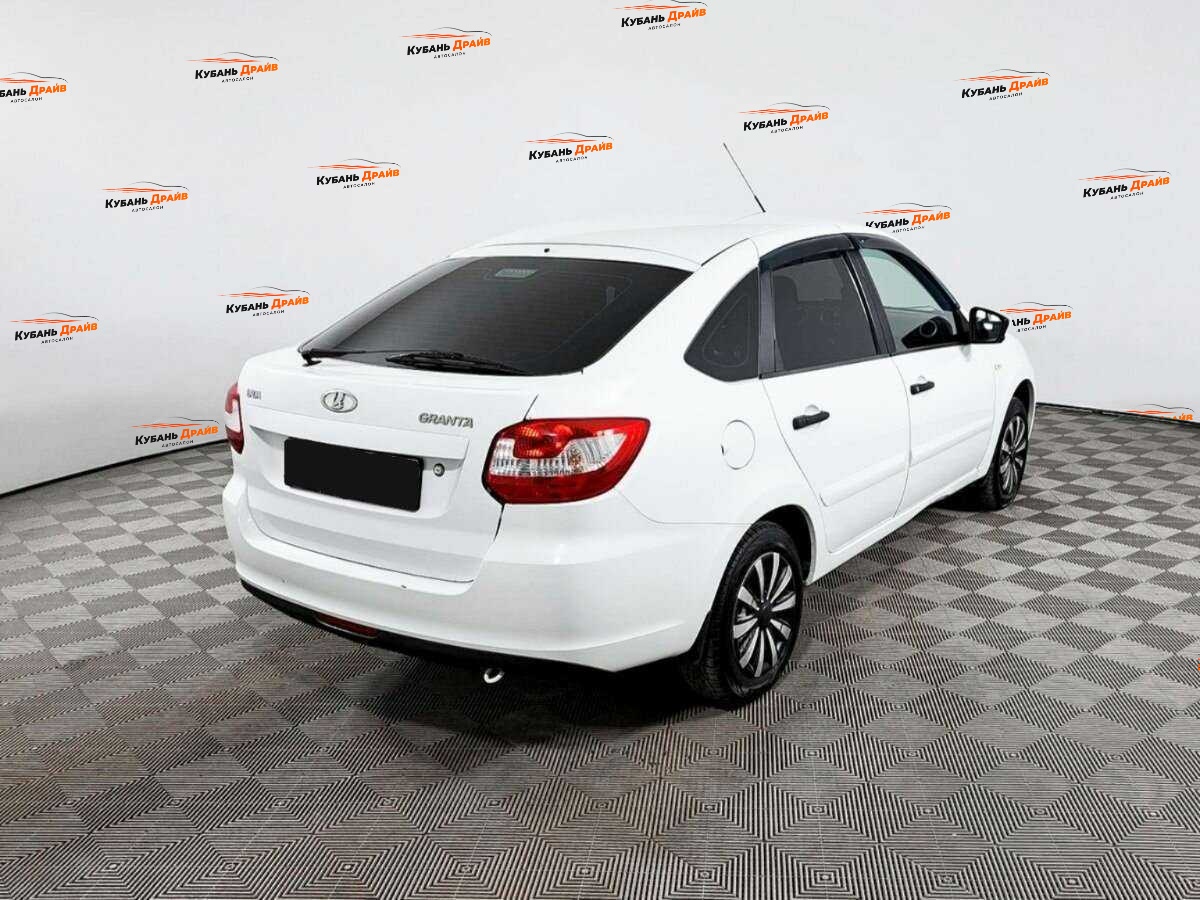Lada (ВАЗ) Granta 2018 года с пробегом. Фото: #4