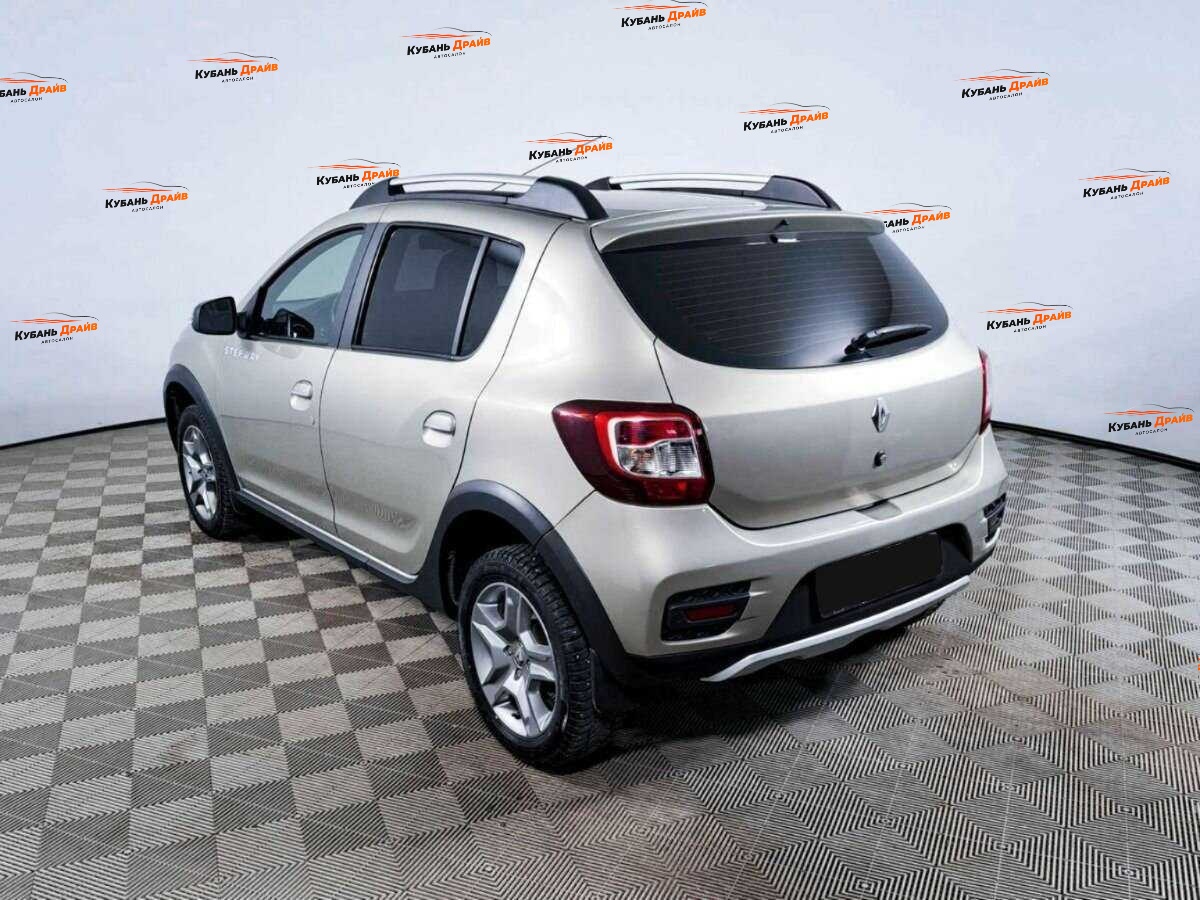 Renault Sandero 2019 года с пробегом. Фото: #6