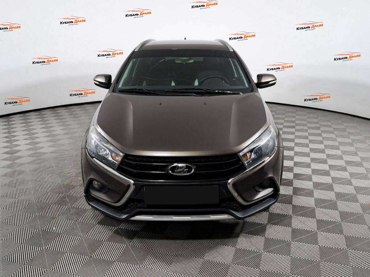 Lada (ВАЗ) Vesta 2017 года с пробегом. Фото: #1