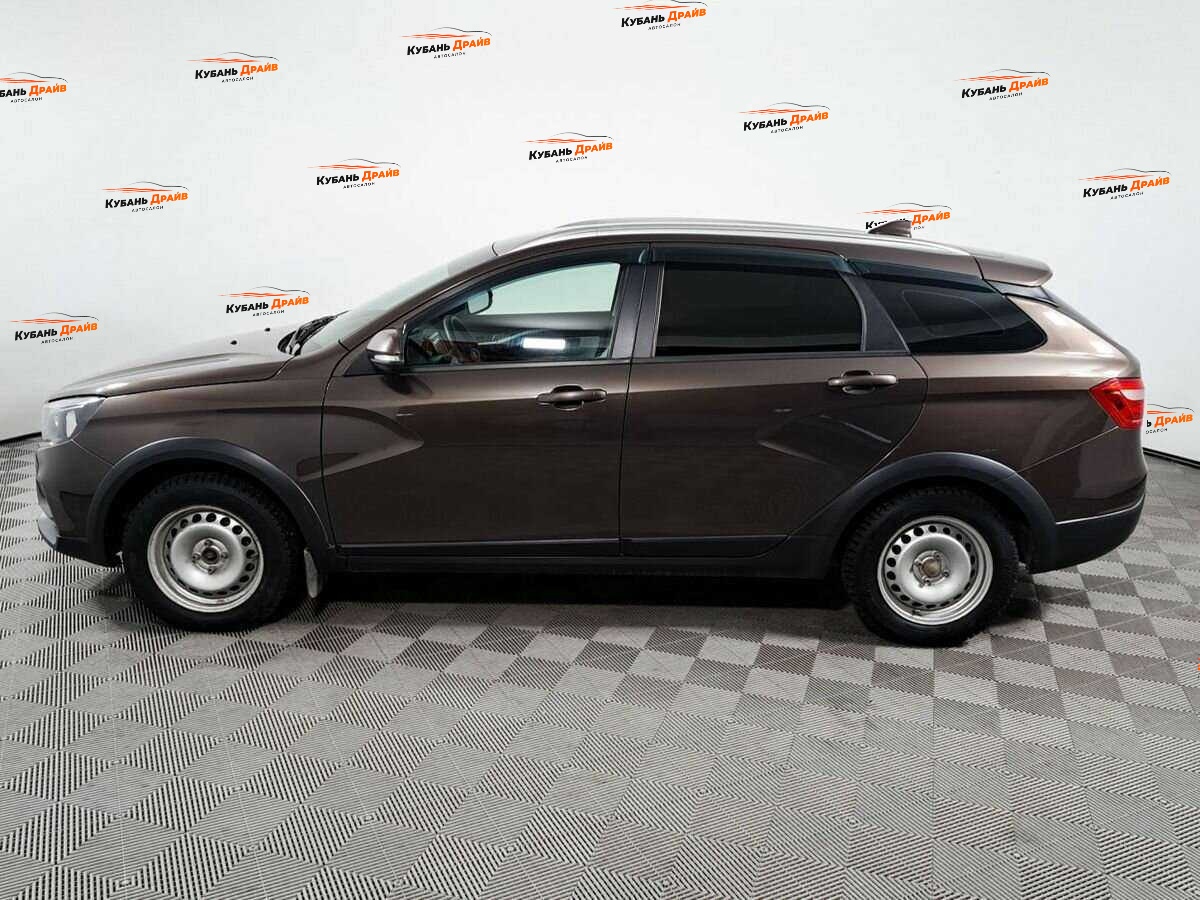 Lada (ВАЗ) Vesta 2017 года с пробегом. Фото: #7