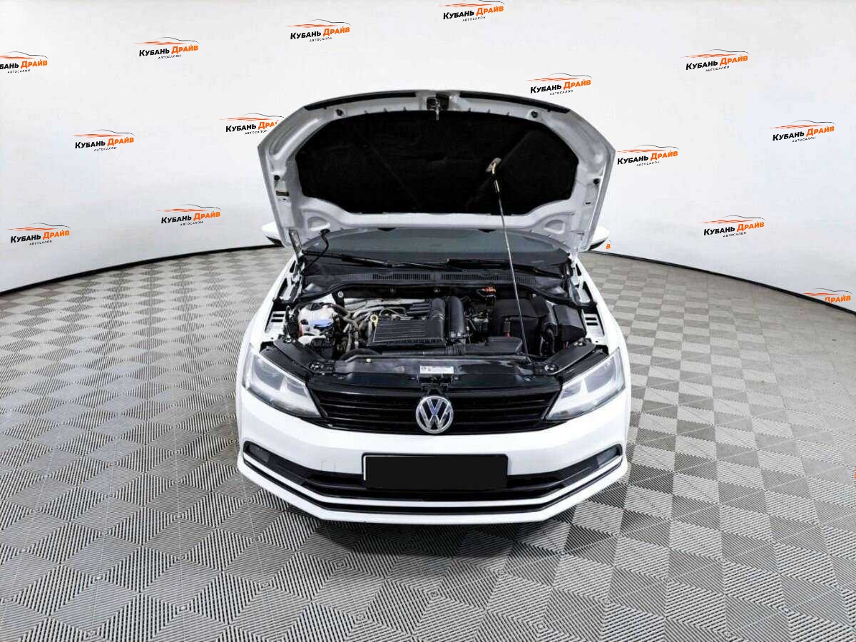 Volkswagen Jetta 2016 года с пробегом. Фото: #8