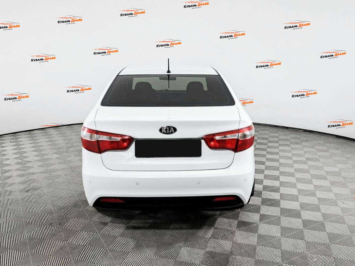Kia Rio 2013 года с пробегом. Фото: #5