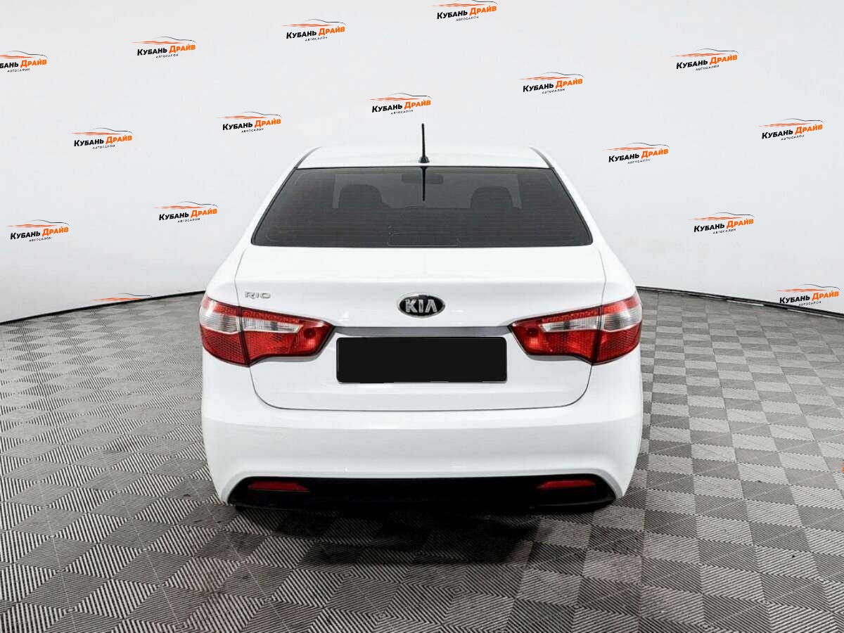 Kia Rio 2013 года с пробегом. Фото: #5