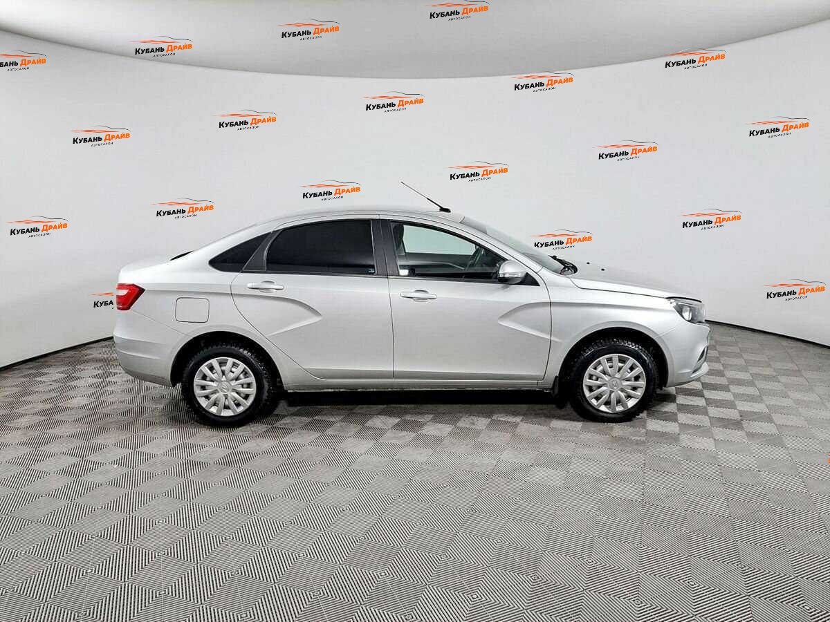 Lada (ВАЗ) Vesta 2020 года с пробегом. Фото: #1