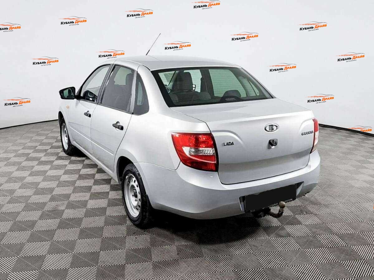 Lada (ВАЗ) Granta 2016 года с пробегом. Фото: #4