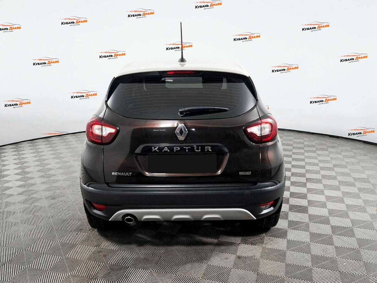 Renault Kaptur 2020 года с пробегом. Фото: #4