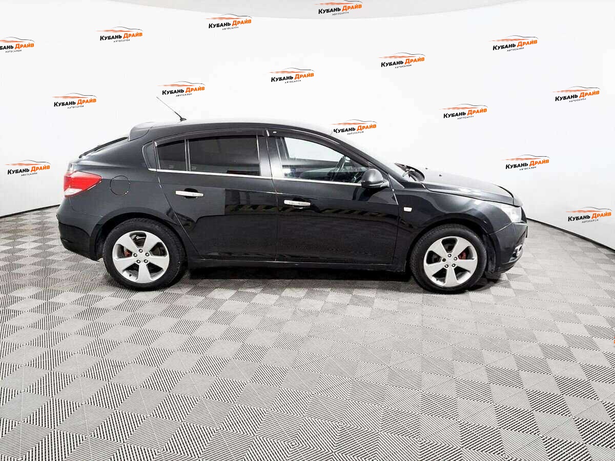 Chevrolet Cruze 2012 года с пробегом. Фото: #3