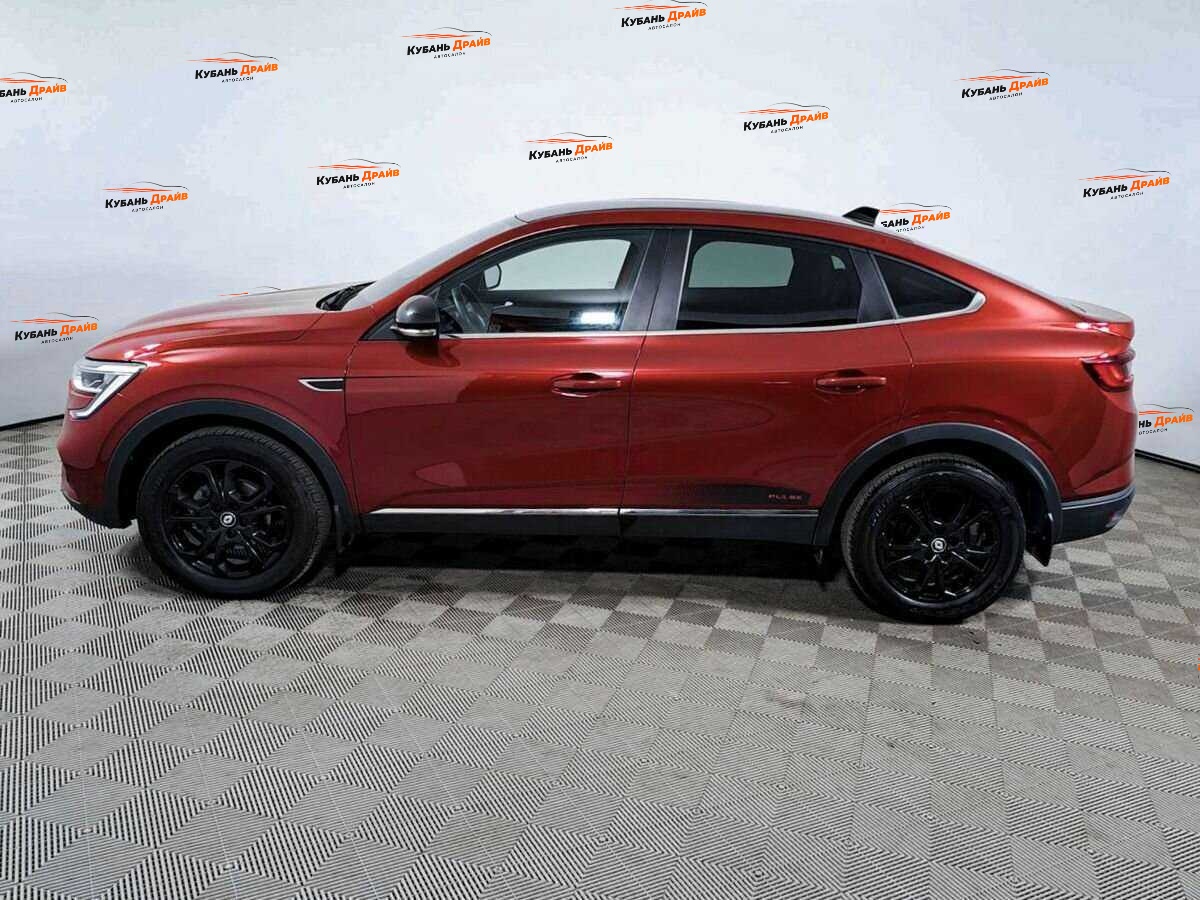 Renault Arkana 2021 года с пробегом. Фото: #7