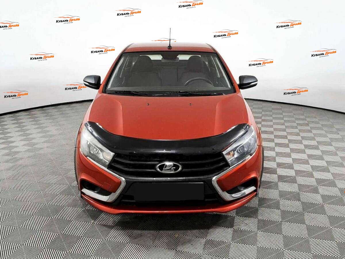 Lada (ВАЗ) Vesta 2018 года с пробегом. Фото: #1