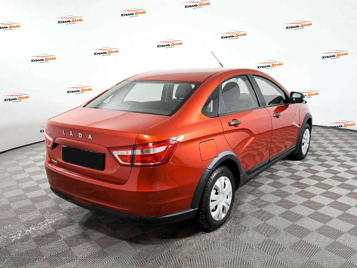 Lada (ВАЗ) Vesta 2018 года с пробегом. Фото: #4