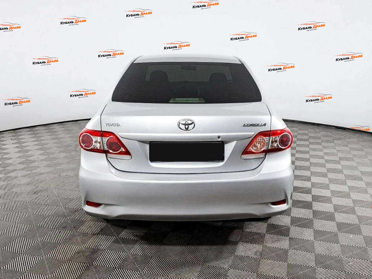 Toyota Corolla 2012 года с пробегом. Фото: #4