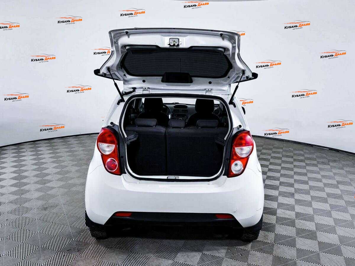 Chevrolet Spark 2013 года с пробегом. Фото: #9