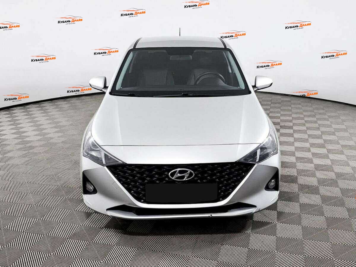 Hyundai Solaris 2021 года с пробегом. Фото: #1