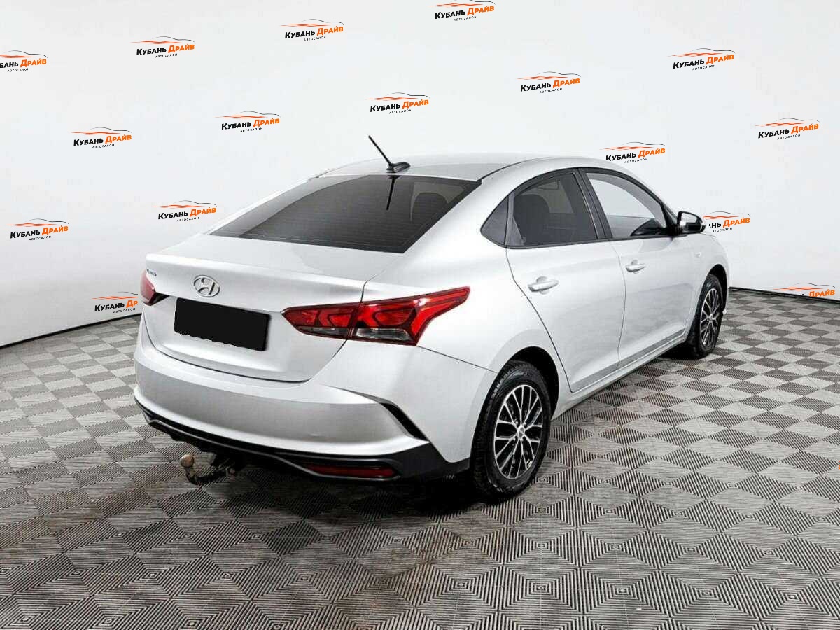 Hyundai Solaris 2021 года с пробегом. Фото: #3