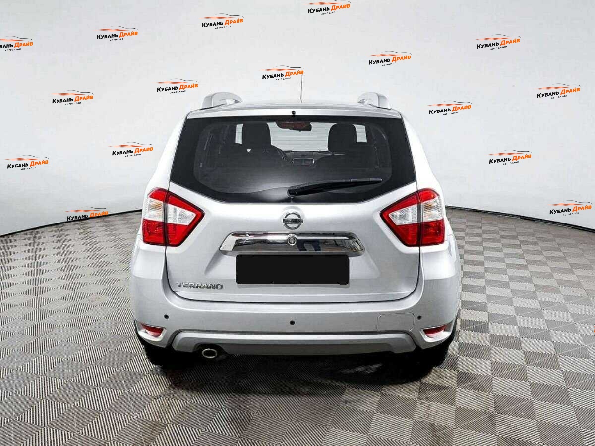 Nissan Terrano 2018 года с пробегом. Фото: #4
