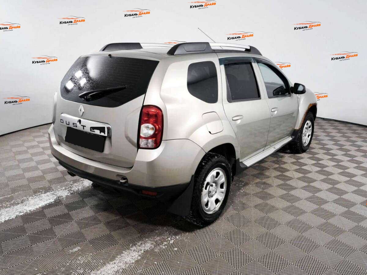 Renault Duster 2012 года с пробегом. Фото: #4
