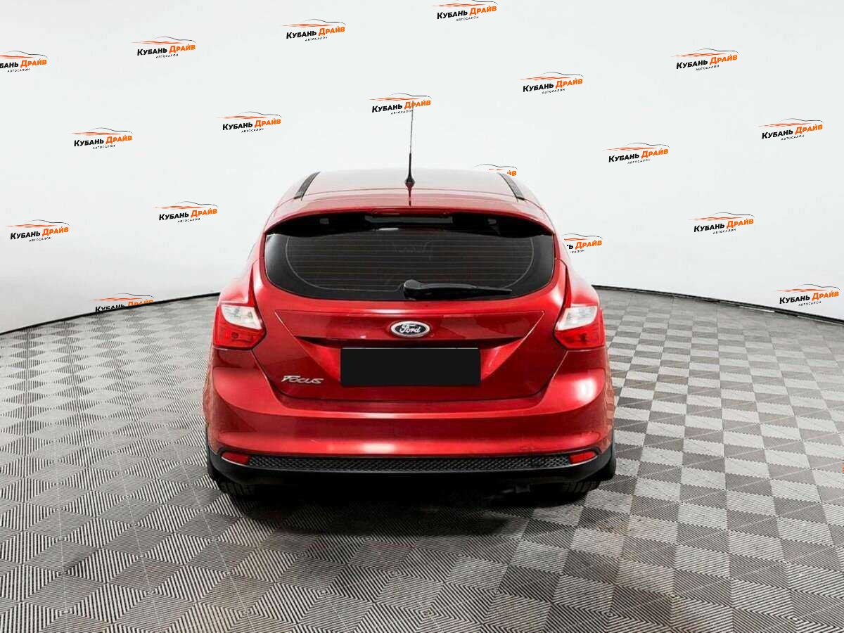 Ford Focus 2012 года с пробегом. Фото: #5