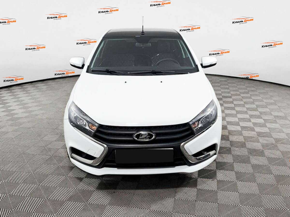 Lada (ВАЗ) Vesta 2021 года с пробегом. Фото: #1