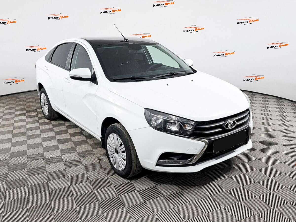 Lada (ВАЗ) Vesta 2021 года с пробегом. Фото: #2