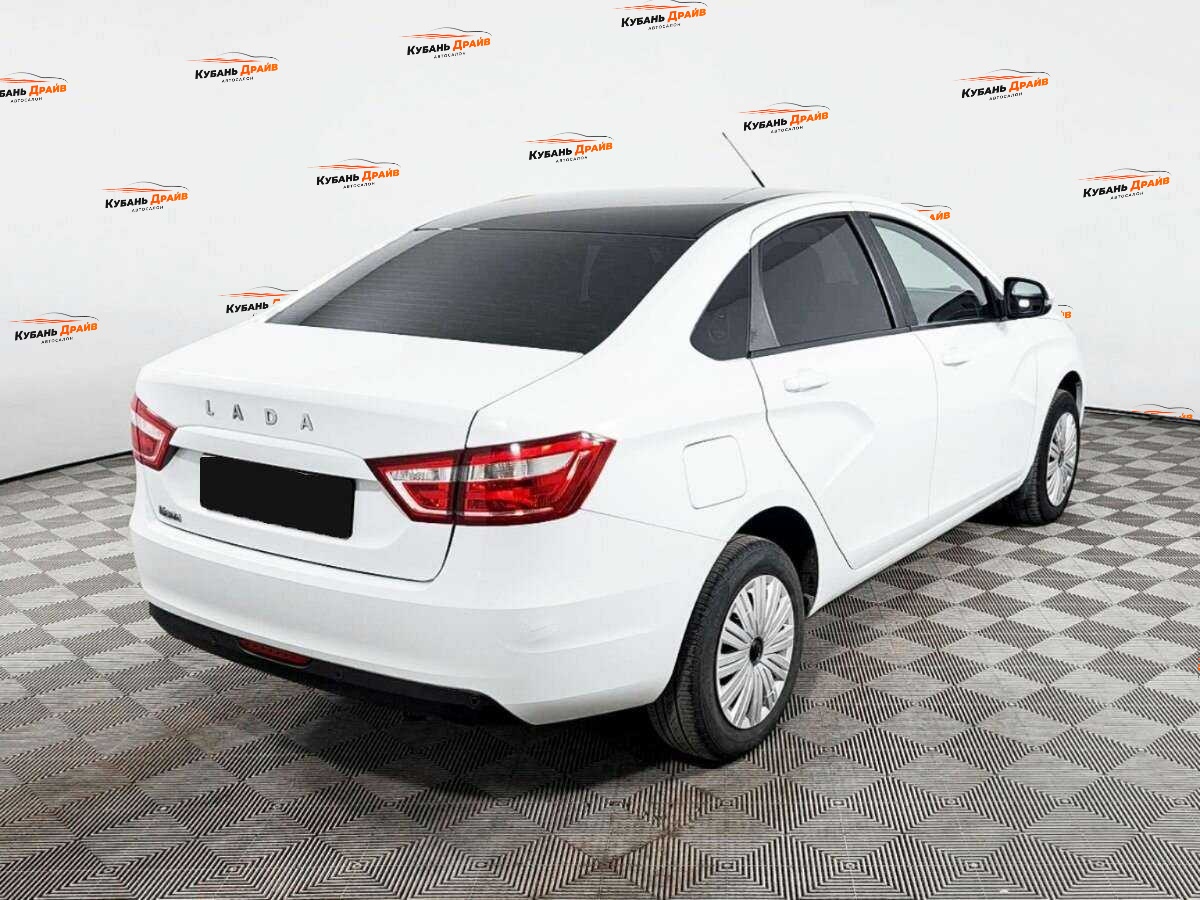 Lada (ВАЗ) Vesta 2021 года с пробегом. Фото: #3