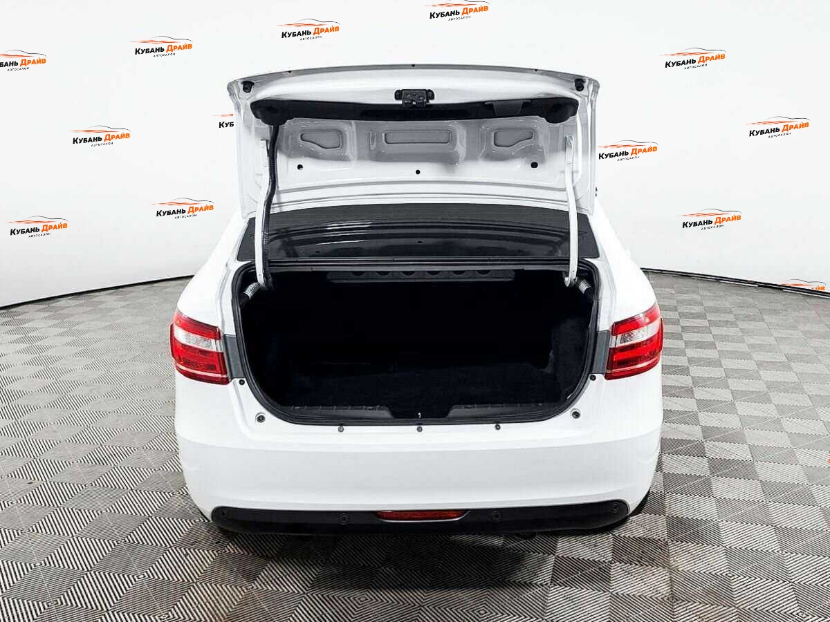 Lada (ВАЗ) Vesta 2021 года с пробегом. Фото: #7