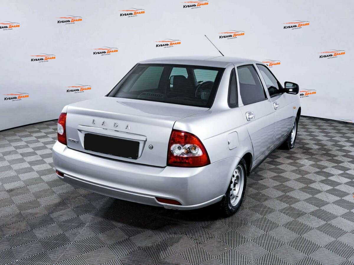 Lada (ВАЗ) Priora 2017 года с пробегом. Фото: #4
