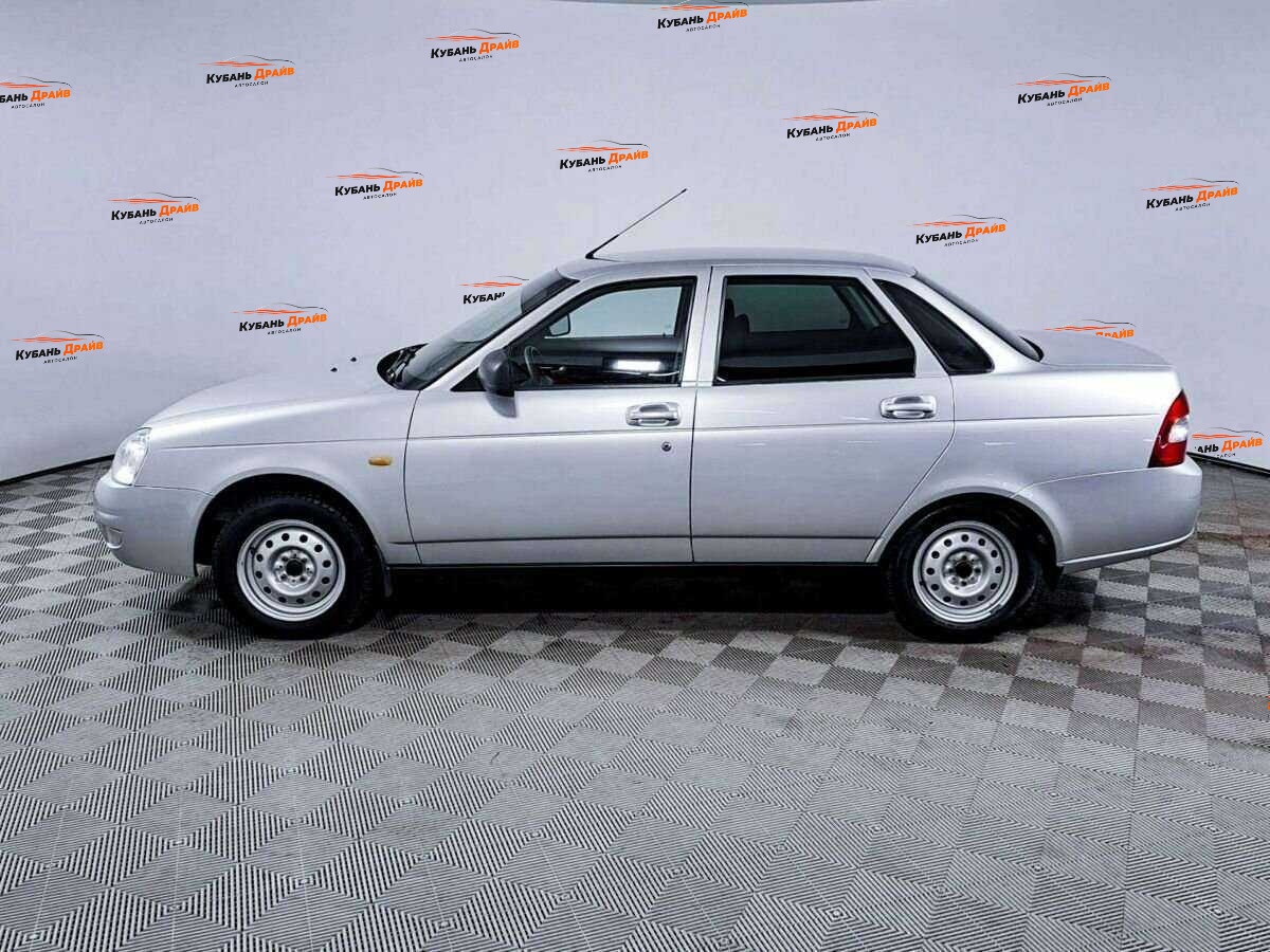 Lada (ВАЗ) Priora 2017 года с пробегом. Фото: #7
