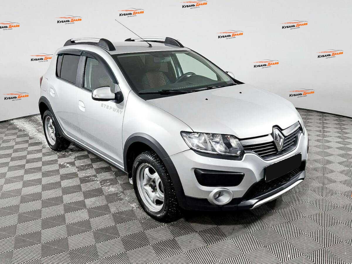 Renault Sandero 2018 года с пробегом. Фото: #2