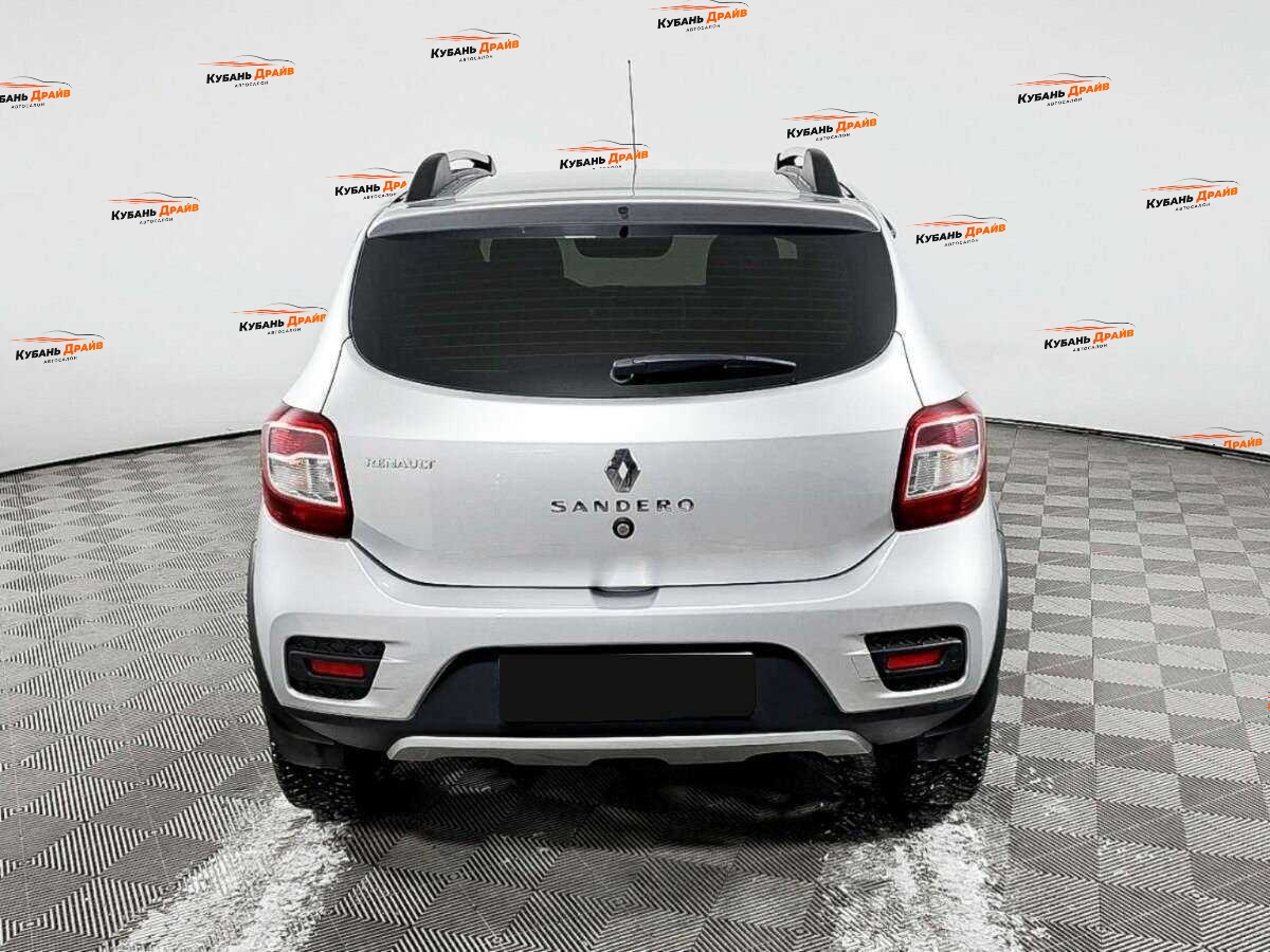 Renault Sandero 2018 года с пробегом. Фото: #5