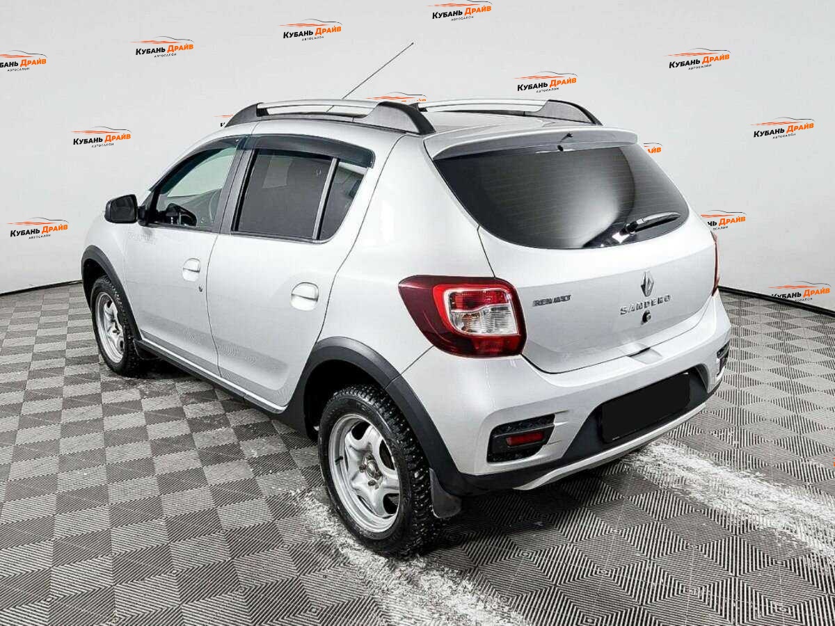 Renault Sandero 2018 года с пробегом. Фото: #6