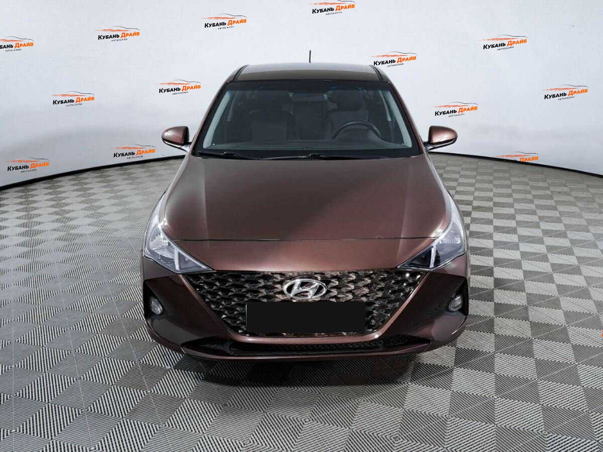 Hyundai Solaris 2021 года с пробегом. Фото: #1