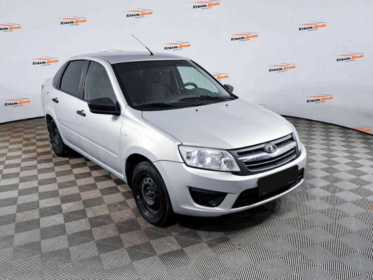 Lada (ВАЗ) Granta 2018 года с пробегом. Фото: #2