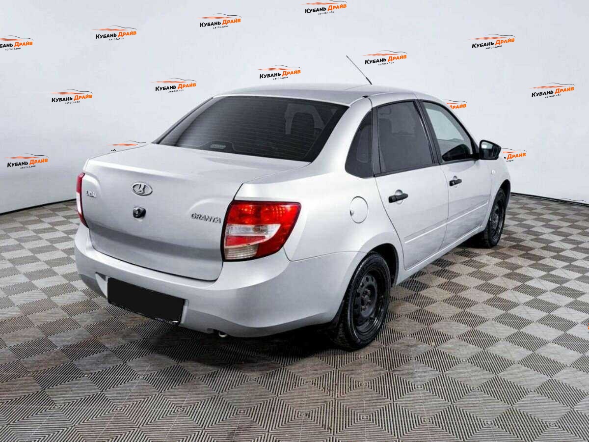 Lada (ВАЗ) Granta 2018 года с пробегом. Фото: #4