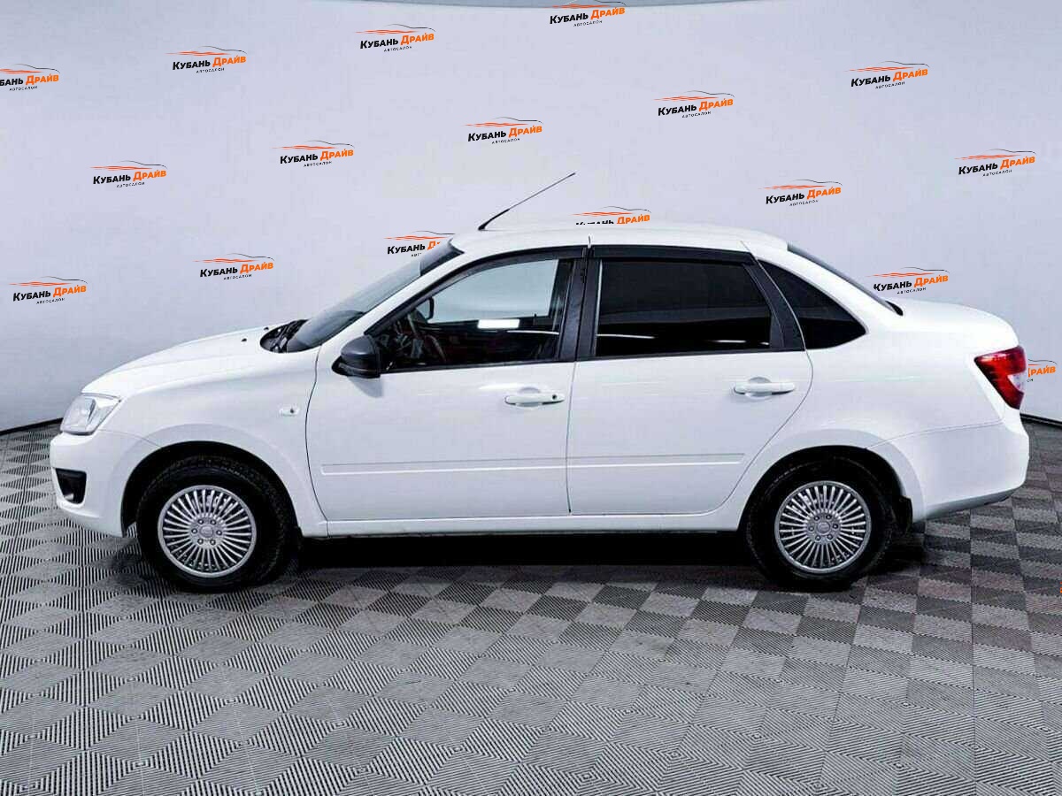 Lada (ВАЗ) Granta 2018 года с пробегом. Фото: #7