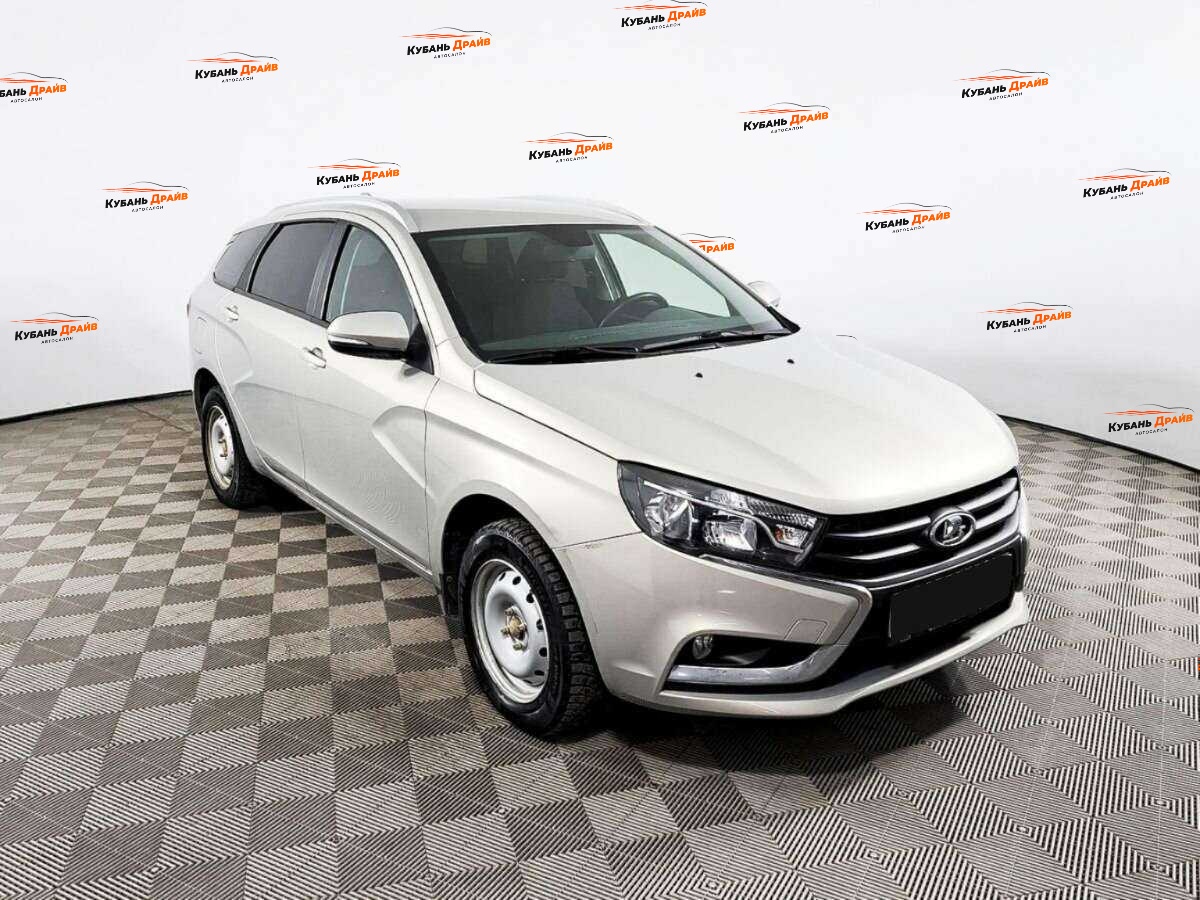 Lada (ВАЗ) Vesta 2019 года с пробегом. Фото: #1