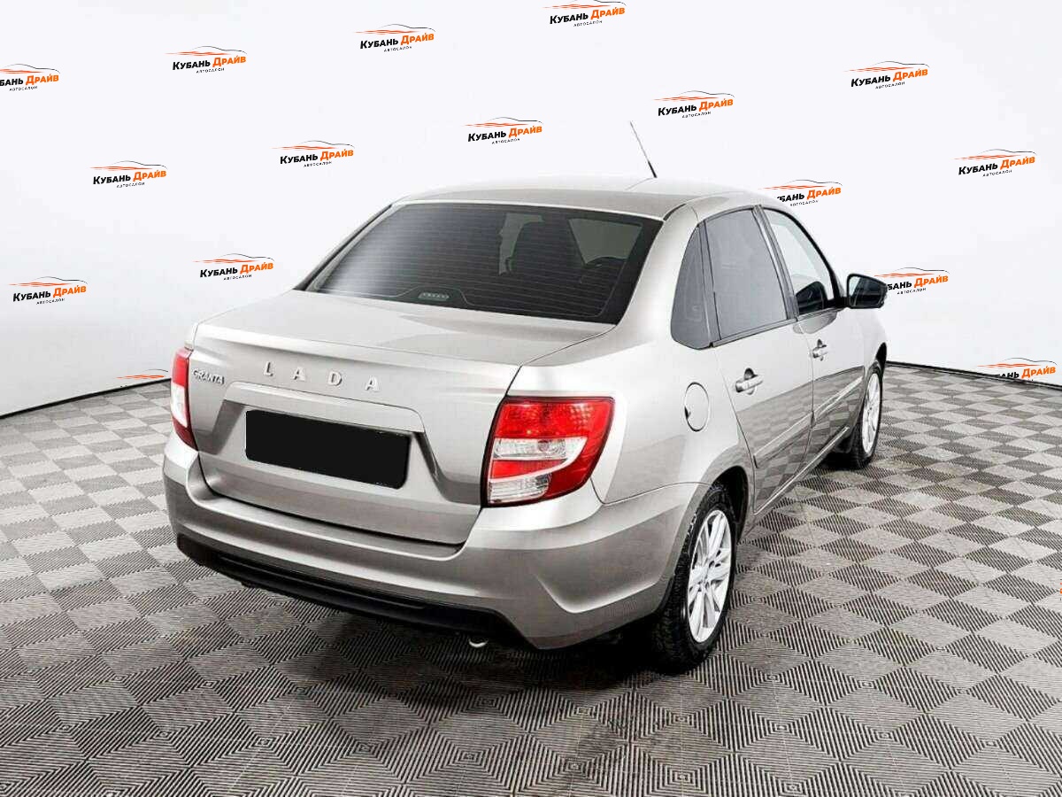 Lada (ВАЗ) Granta 2019 года с пробегом. Фото: #4