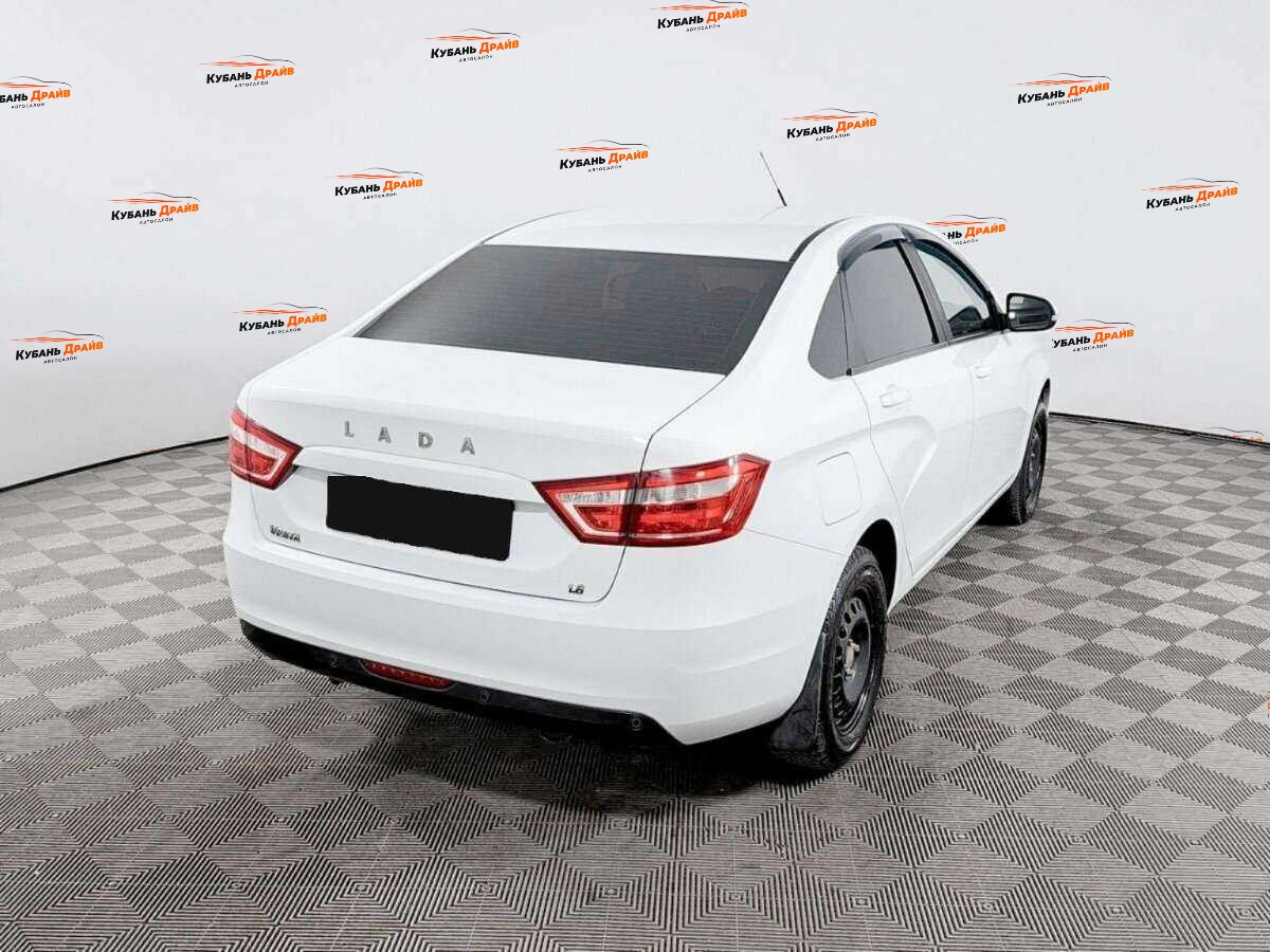 Lada (ВАЗ) Vesta 2019 года с пробегом. Фото: #3