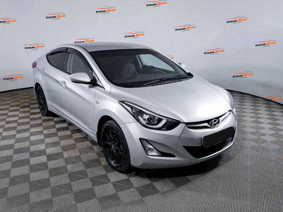 Hyundai Elantra 2015 года с пробегом. Фото: #2