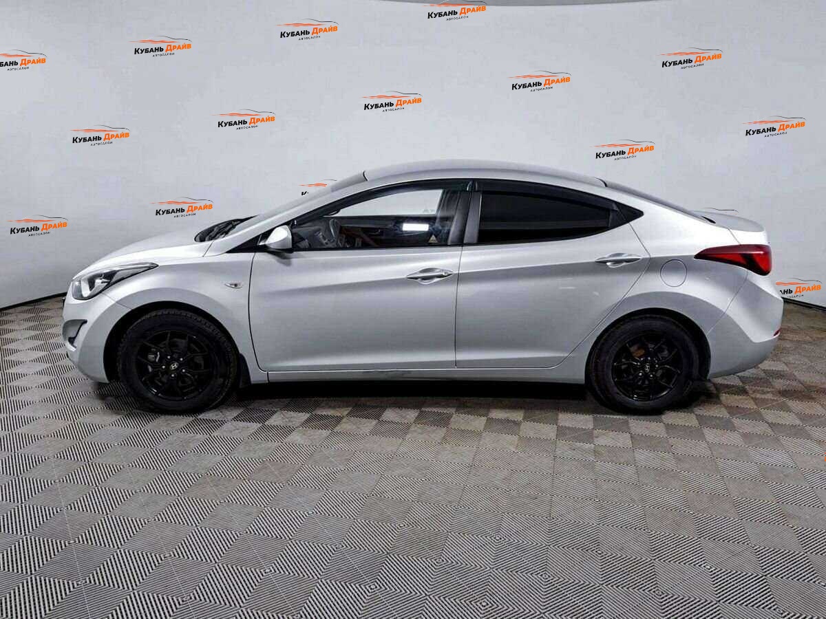 Hyundai Elantra 2015 года с пробегом. Фото: #7