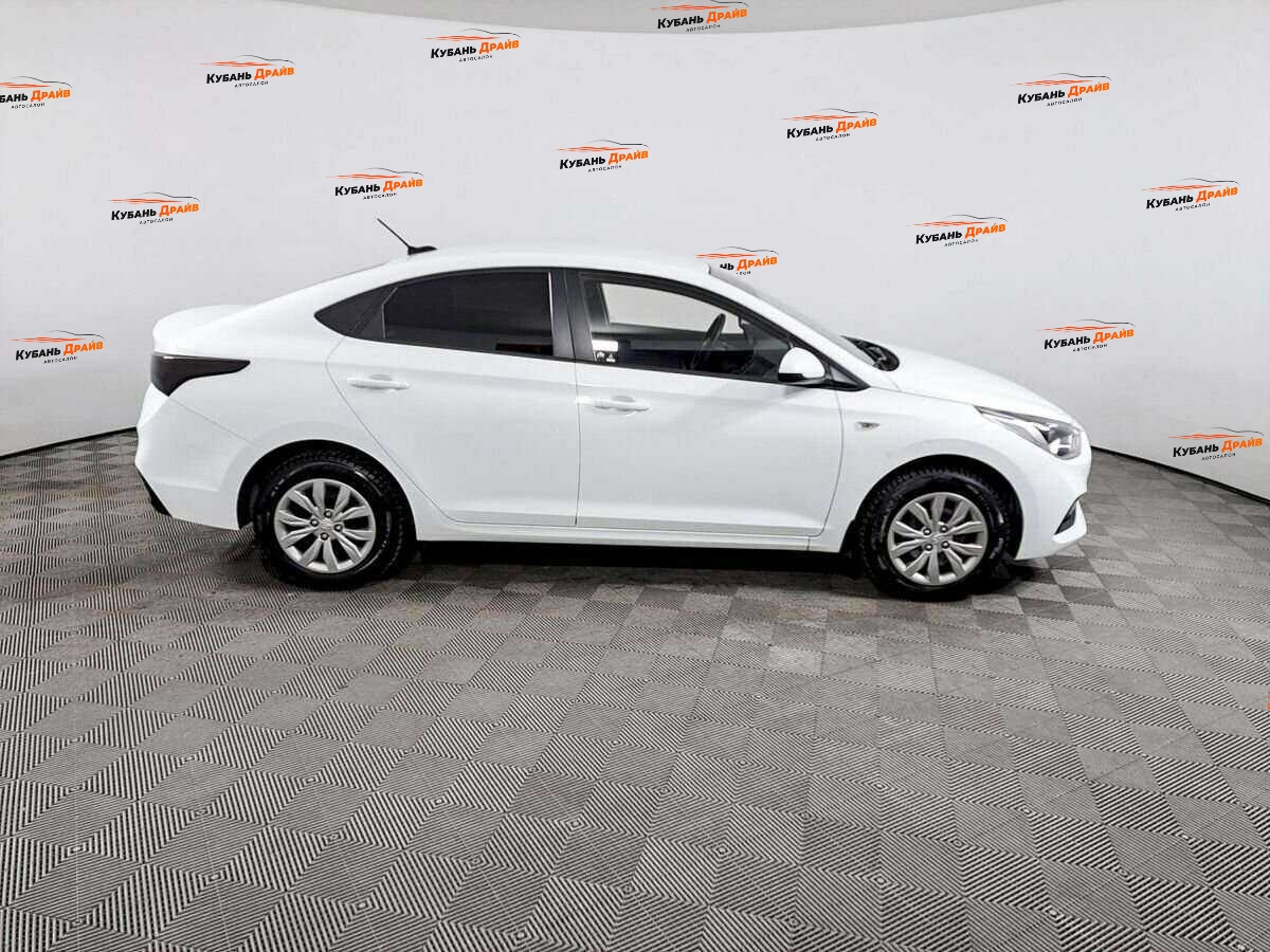 Hyundai Solaris 2019 года с пробегом. Фото: #3