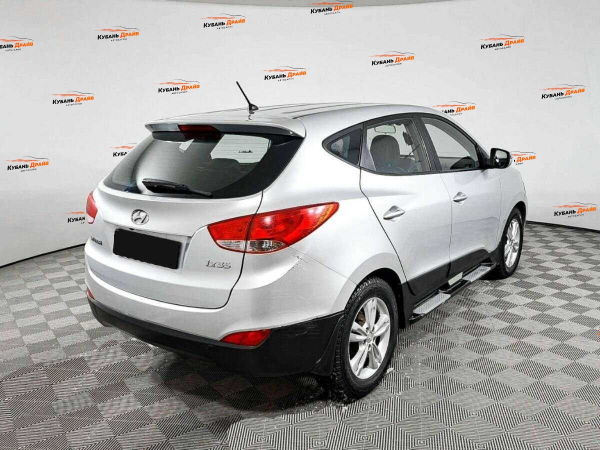 Hyundai ix35 2013 года с пробегом. Фото: #2