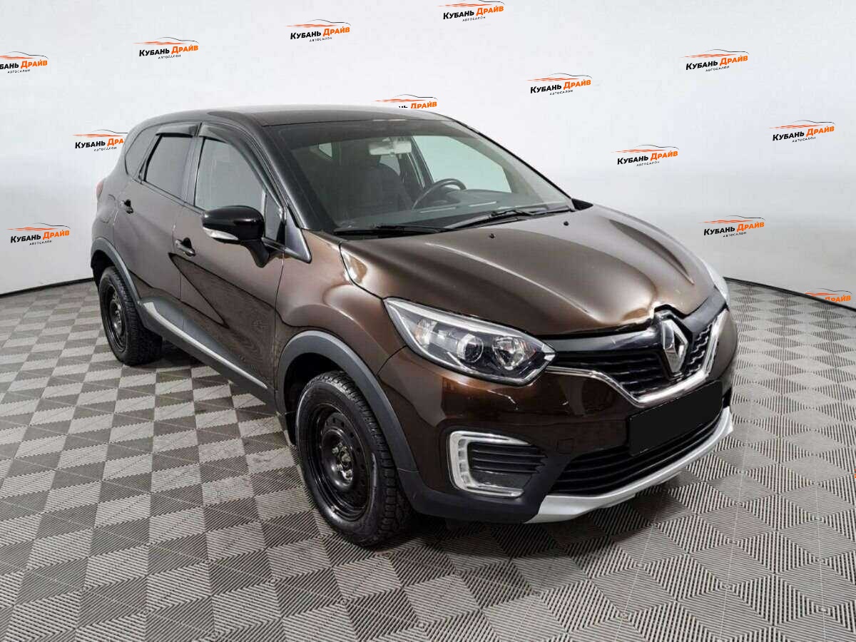 Renault Kaptur 2017 года с пробегом. Фото: #2