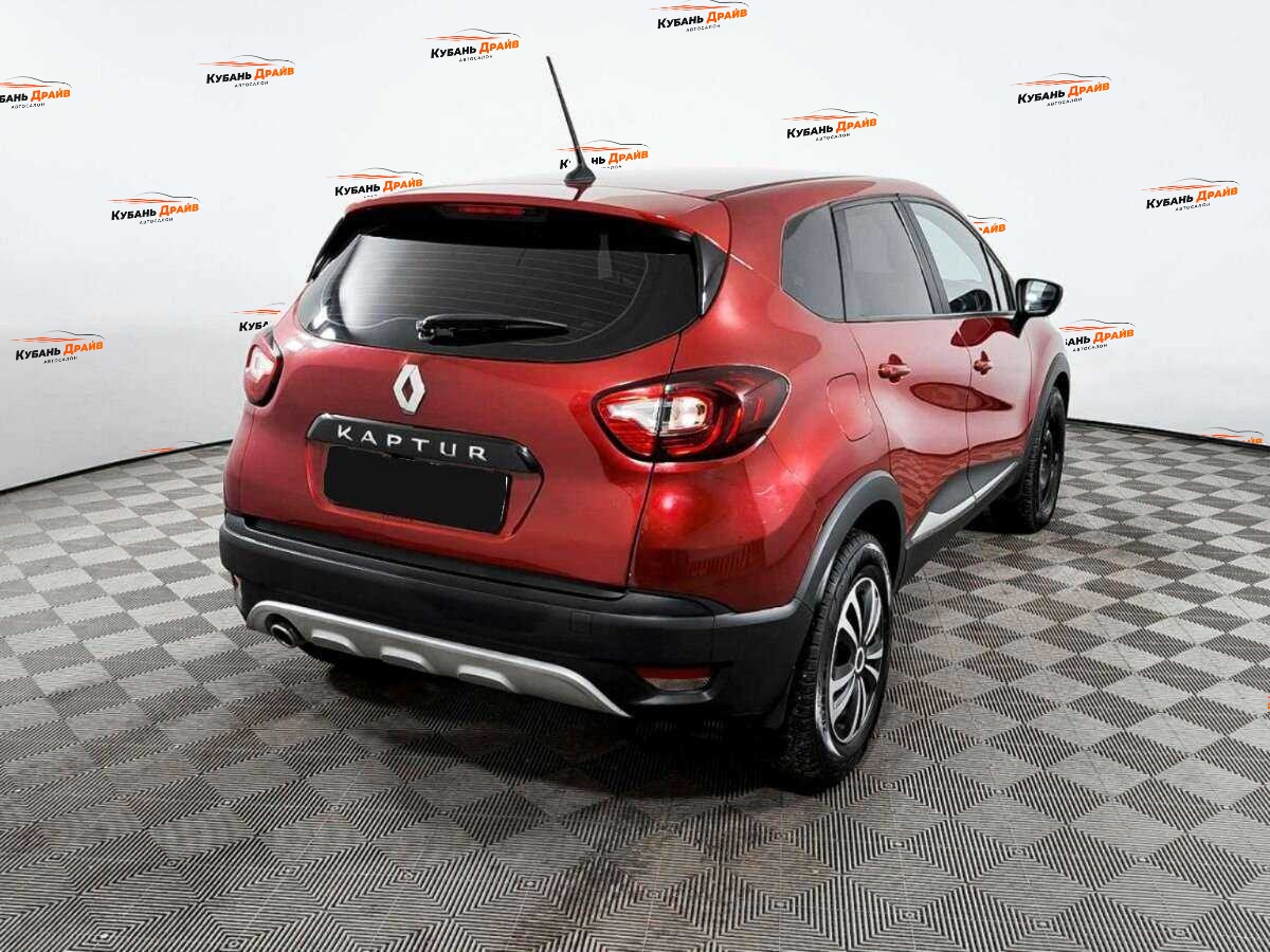 Renault Kaptur 2020 года с пробегом. Фото: #4