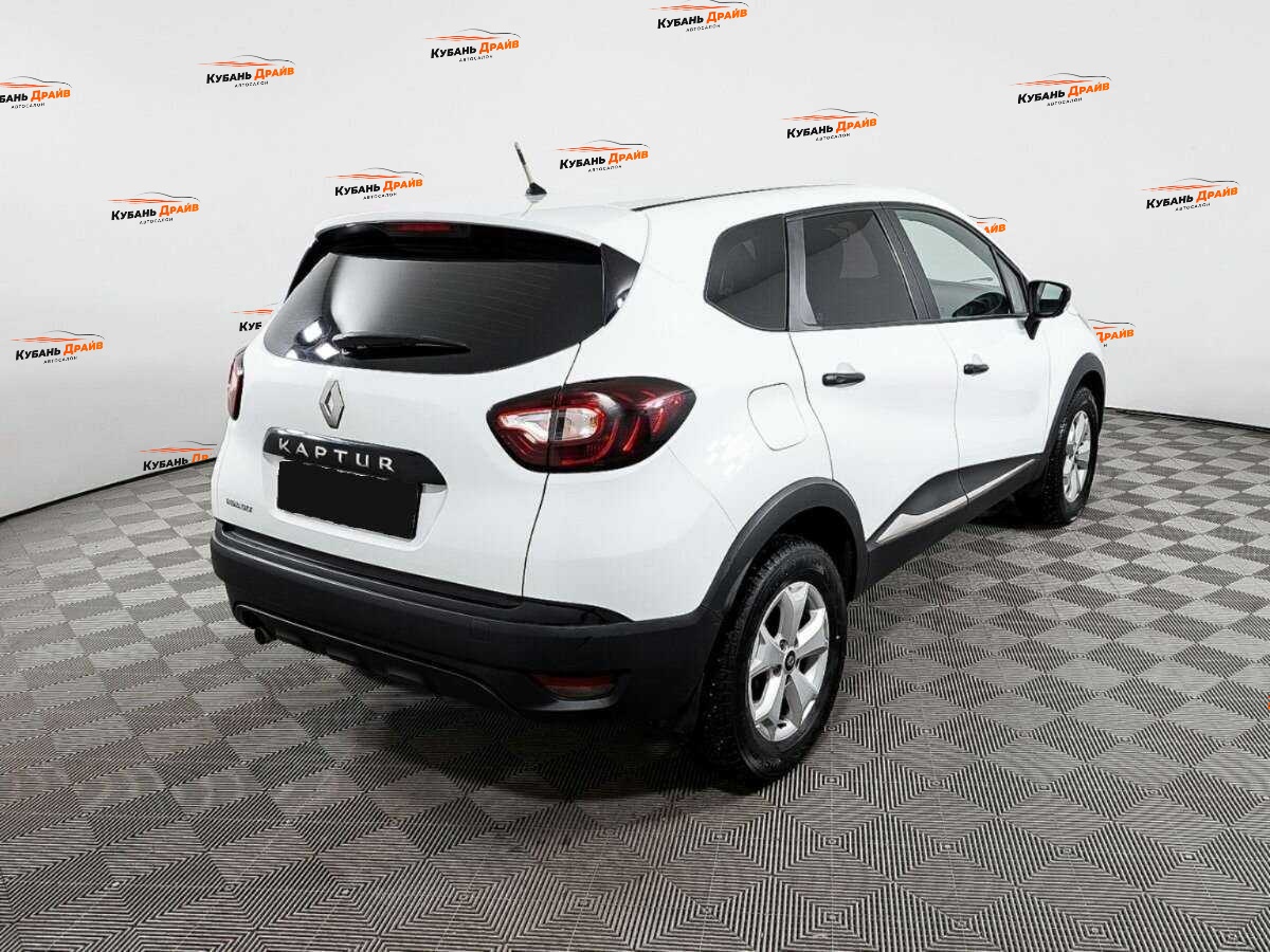 Renault Kaptur 2018 года с пробегом. Фото: #3