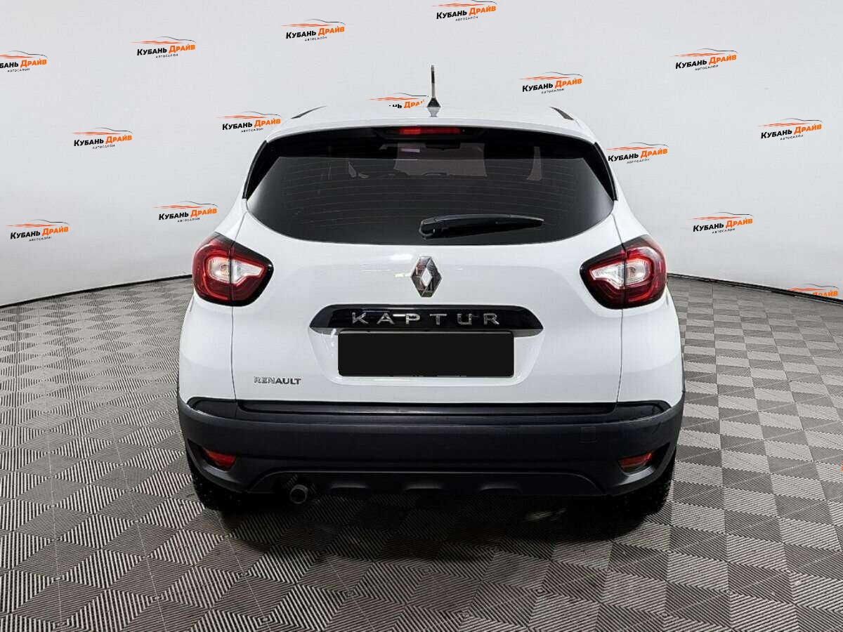 Renault Kaptur 2018 года с пробегом. Фото: #4