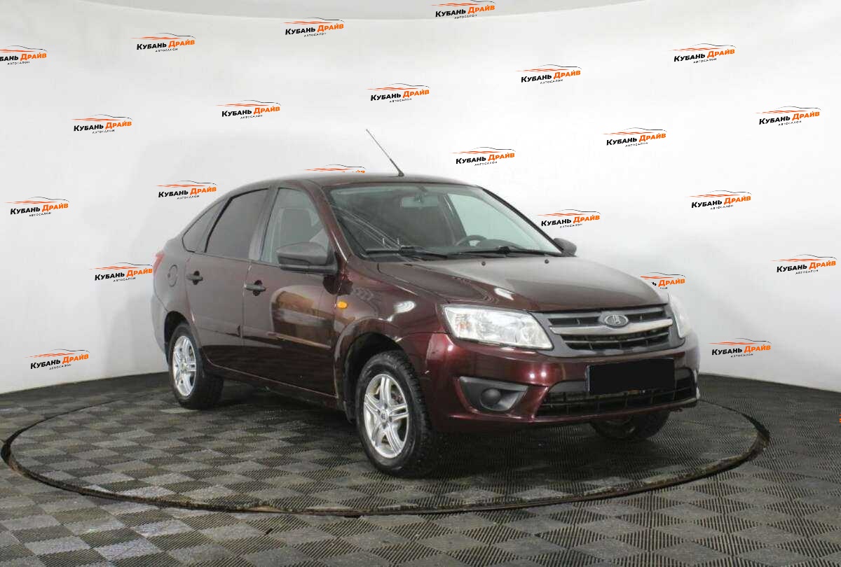 Lada (ВАЗ) Granta 2015 года с пробегом. Фото: #2