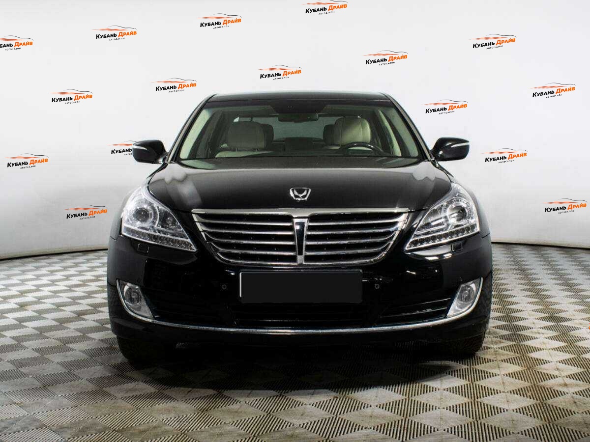 Hyundai Equus 2013 года с пробегом. Фото: #1